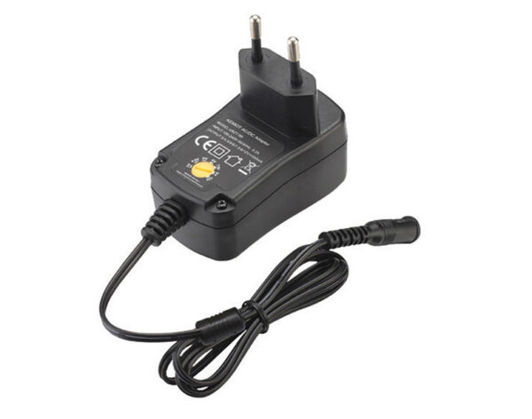 Τροφοδοτικό Πακ SWITCHING Πολλαπλών Εξόδων 600mA 6 Βυσμάτων YSV500-0600 YIN